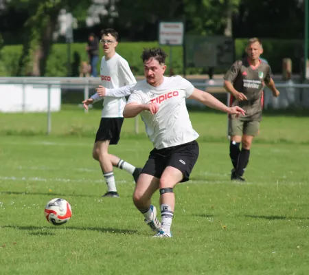 04.05.2025 Grün Weiß Wörlitz vs. SV Hellas 09